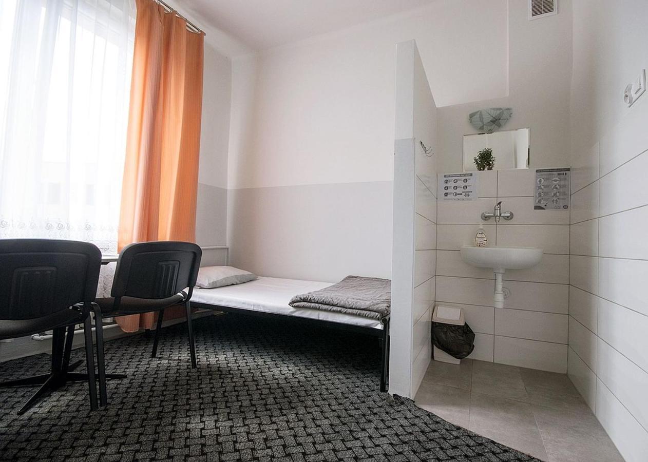 Noclegi Podzamcze Pttk Przemysl Exterior photo